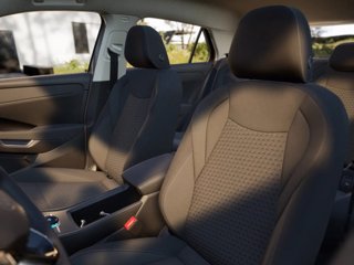 VOLKSWAGEN T-Roc 1.5 eTSI ACT DSG Life 4