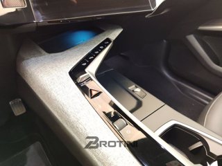 PEUGEOT 3008 Hybrid 136 Allure e-DCS 6 10