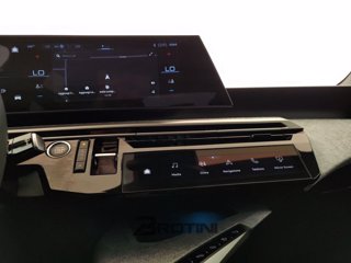 PEUGEOT 3008 Hybrid 136 Allure e-DCS 6 11