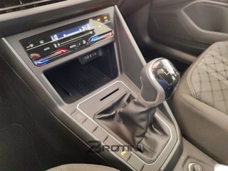 VOLKSWAGEN Taigo 1.0 TSI 85kW R-Line 11