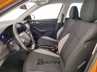 SKODA Kamiq 1.0 TSI 110cv BLACK DOTS 6