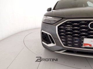AUDI Q5 TDI 150kW quattro S tronic S Line Ed. 4