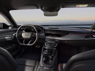 AUDI e-tron GT quattro 5