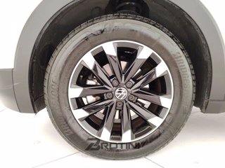 VOLKSWAGEN T-Cross 1.0 TSI 81kW Style 5