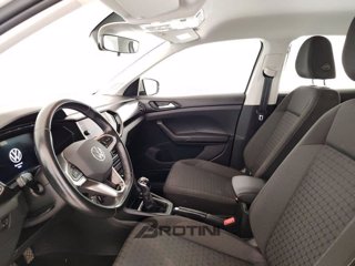 VOLKSWAGEN T-Cross 1.0 TSI 81kW Style 6