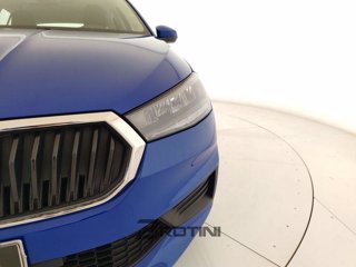 SKODA Fabia 1.0 MPI Evo 59KW YOUNG EDITION 4