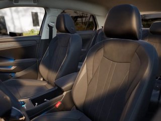 VOLKSWAGEN T-Roc 1.5 eTSI ACT DSG Style 6