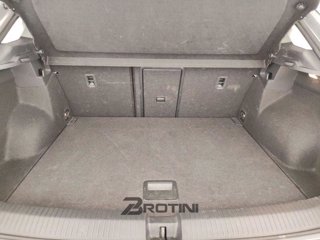 VOLKSWAGEN T-Roc 2.0 TDI SCR Life DSG 10