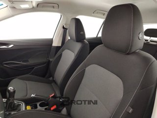 SKODA Fabia 1.0 MPI 80 CV Young Edition 8
