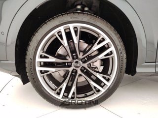 AUDI Q5 TDI 150kW quattro S tronic S Line 5