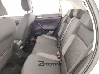 VOLKSWAGEN Polo 1.0 TSI Life 9