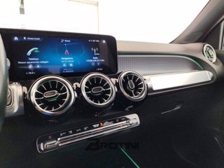MERCEDES GLB 200 d Advanced 12