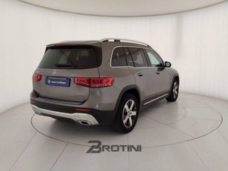 MERCEDES GLB 200 d Advanced 2