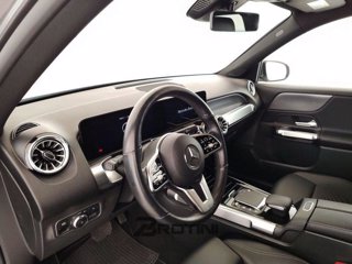 MERCEDES GLB 200 d Advanced 7
