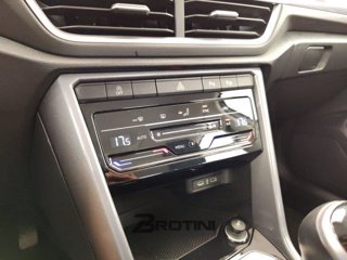 VOLKSWAGEN T-Roc 1.0 TSI Style 11