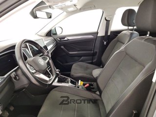 VOLKSWAGEN T-Roc 1.0 TSI Style 6