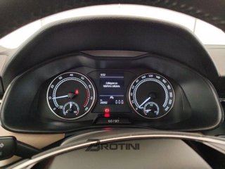 SKODA Kamiq 1.0 TSI 95cv BLACK DOTS 12