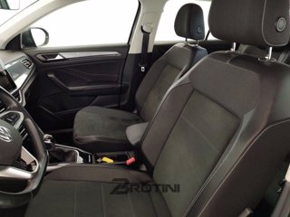 VOLKSWAGEN T-Roc 1.5 TSI ACT Style 8