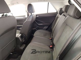 VOLKSWAGEN T-Roc 1.5 TSI ACT Style 9
