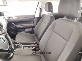 VOLKSWAGEN Polo 1.0 TSI Comfortline 8