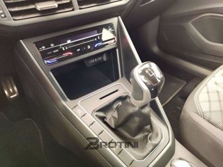 VOLKSWAGEN Taigo 1.0 TSI 81kW R-Line 12
