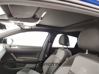 VOLKSWAGEN Taigo 1.0 TSI 81kW R-Line 9