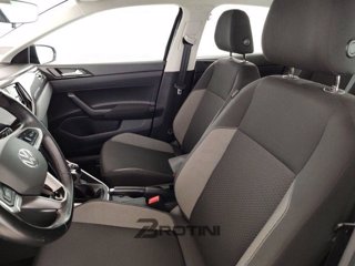 VOLKSWAGEN Polo 1.0 TSI Life 8