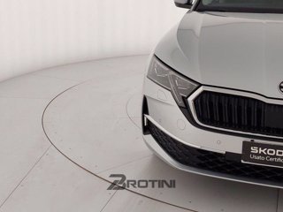 SKODA Octavia Wagon 2.0 TDI 150 CV SCR DSG Executive 4