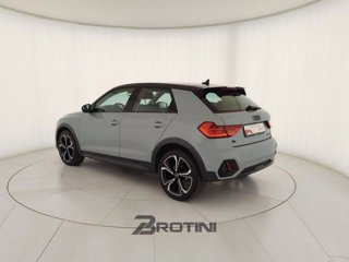 AUDI A1 Sportback 30 TFSI S tronic Identity Black 1