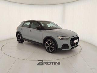 AUDI A1 Sportback 30 TFSI S tronic Identity Black 3