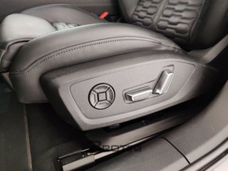 AUDI RS6 4.0 quattro tiptronic 9