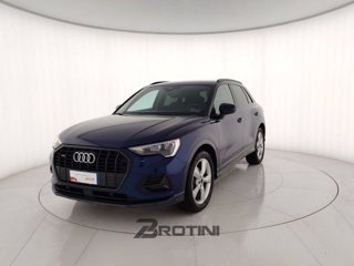 AUDI Q3 35 TDI quattro S tronic Business Advanced