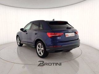 AUDI Q3 35 TDI quattro S tronic Business Advanced 1