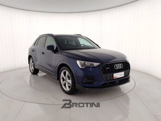 AUDI Q3 35 TDI quattro S tronic Business Advanced 3