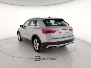 AUDI Q3 1.5 35 TFSI Business Advanced 1