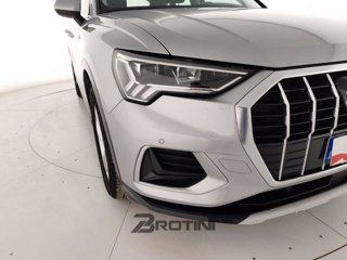 AUDI Q3 1.5 35 TFSI Business Advanced 4