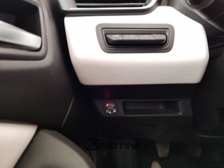 RENAULT Clio 1.0 TCE 100 GPL Techno 10