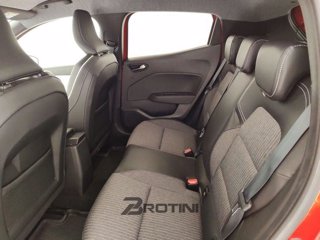 RENAULT Clio 1.0 TCE 100 GPL Techno 9