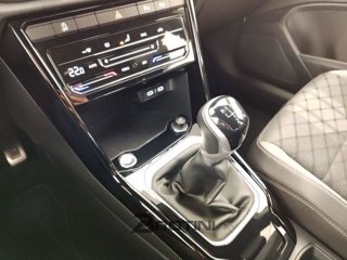 VOLKSWAGEN T-Roc 1.0 TSI R-Line 10