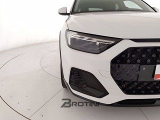 AUDI A1 Sportback 35 TSI S Tronic Allstreet Identity Contrast 4