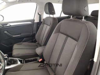 VOLKSWAGEN T-Roc 1.0 tsi Life 110cv 8