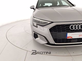 AUDI A3 Sedan 30 1.0 tfsi Business Advanced 4