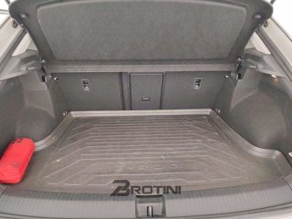 VOLKSWAGEN T-Roc 1.0 tsi Style 110cv 10