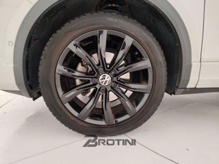 VOLKSWAGEN T-Roc 1.0 tsi R-Line 110cv 5