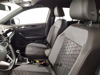 VOLKSWAGEN T-Roc 1.0 tsi R-Line 110cv 8