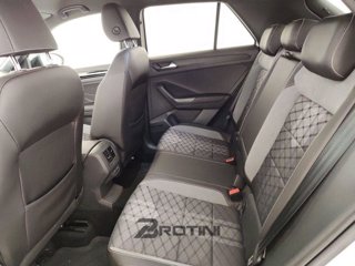VOLKSWAGEN T-Roc 1.0 tsi R-Line 110cv 9