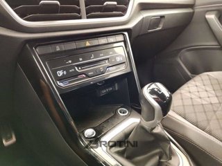 VOLKSWAGEN T-Roc 1.5 tsi R-Line 10