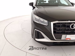 AUDI Q2 35 1.5 tfsi S line edition 4