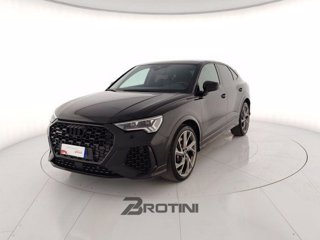 AUDI RS Q3 Sportback 0