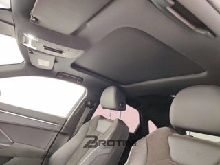 AUDI RS Q3 Sportback 9
